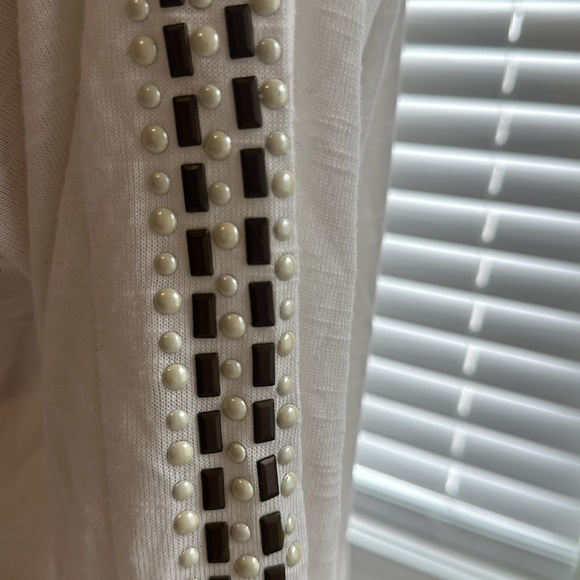 Oversized woman’s white sweater - Picture 6 of 7